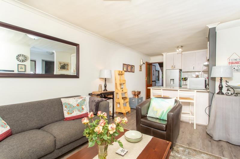 2 Bedroom Property for Sale in Tyger Valley Western Cape